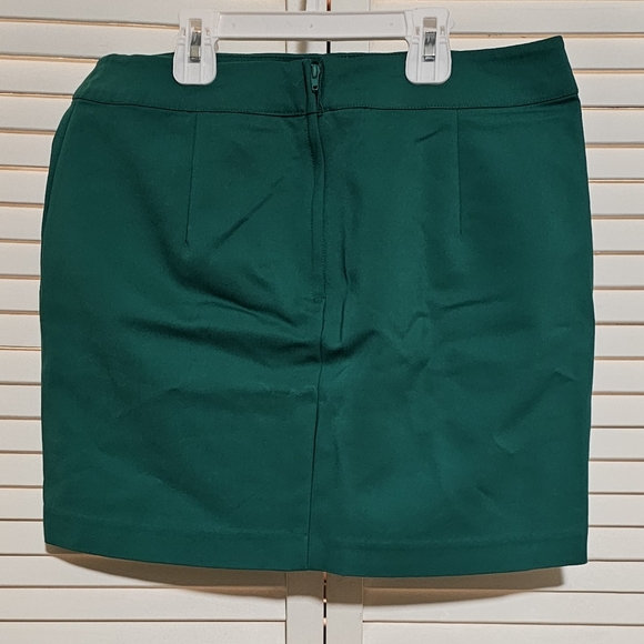 H&M Pleated Mini Skirt Size 8 - Picture 2 of 5